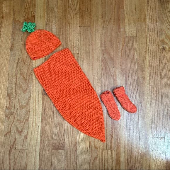 Princess Paradise Carrigan the Carrot Bunting Swaddle Infant Photography Easter - Picture 1 of 8